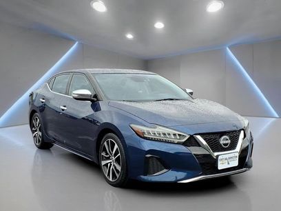Used 2023 Nissan Maxima SV w/ Floor Mat Group