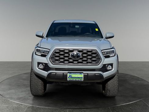 Used 2021 Toyota Tacoma TRD Off-Road w/ Technology Package AWD/4WD image 2
