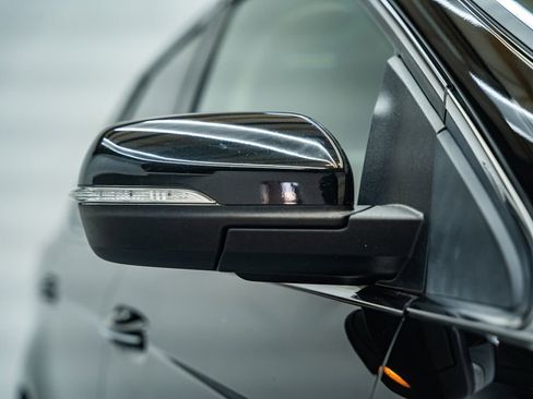 Used 2015 Ford Edge Titanium w/ Equipment Group 302A image 16