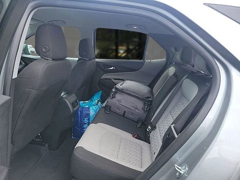 Used 2023 Chevrolet Equinox LT image 30
