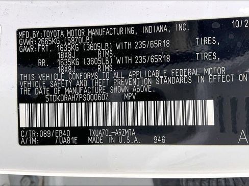 Used 2023 Toyota Highlander XLE image 41