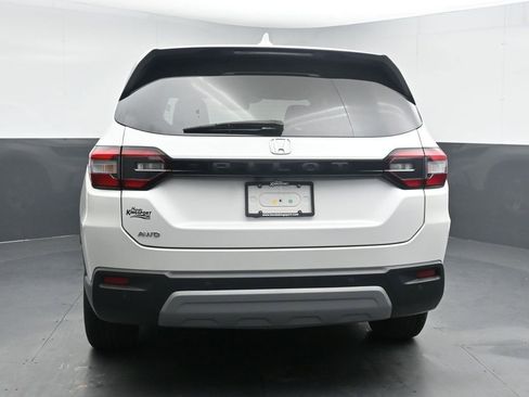 Used 2024 Honda Pilot EX-L image 7