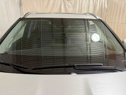 Used 2023 Toyota Highlander Platinum image 14