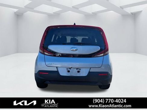 Used 2020 Kia Soul LX FWD image 4