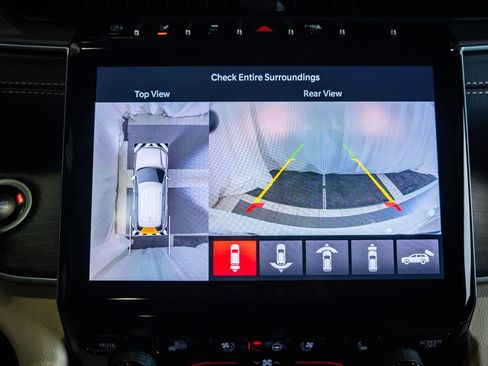 New 2025 Jeep Grand Cherokee L Limited w/ Luxury Tech Group II image 41