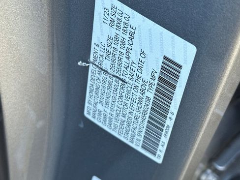 Used 2024 Honda Pilot EX-L image 25