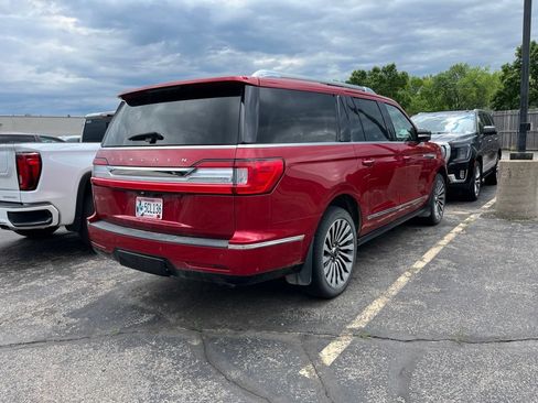 Used 2020 Lincoln Navigator L Reserve w/ Luxury Package AWD/4WD image 3