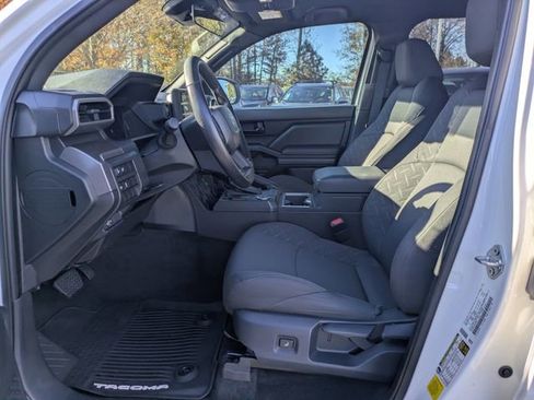 Certified 2024 Toyota Tacoma SR5 image 21