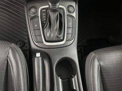 Used 2018 Hyundai Kona Limited image 19