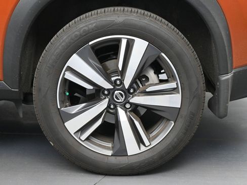 Used 2021 Nissan Rogue SL w/ Premium Package FWD image 23
