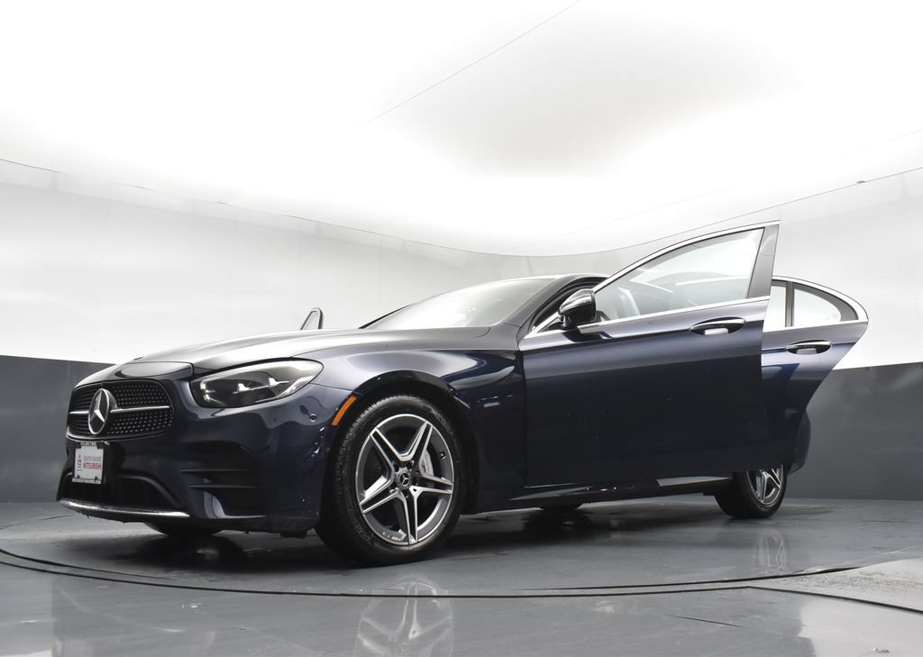 Used 2023 Mercedes-Benz E 350 4MATIC Sedan w/ Premium Package image 30