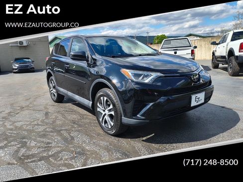 Used 2018 Toyota RAV4 LE w/ All Weather Liner Package AWD/4WD image 1