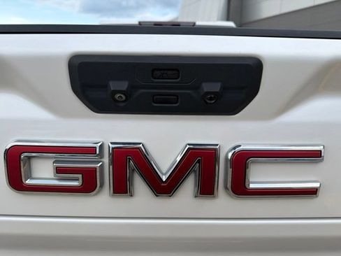Used 2022 GMC Sierra 2500 Denali w/ Denali Ultimate Package AWD/4WD image 15