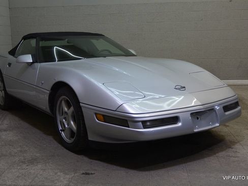 Used 1996 Chevrolet Corvette Convertible RWD image 5