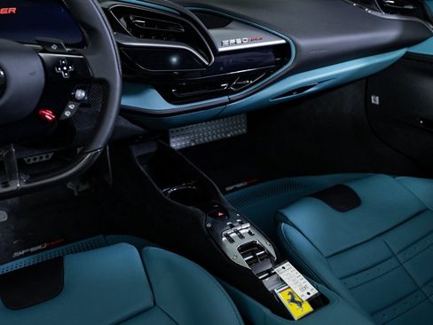 Used 2025 Ferrari SF90 Spider image 26