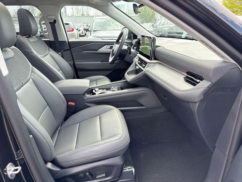 New 2026 Ford Explorer Active AWD/4WD image 23