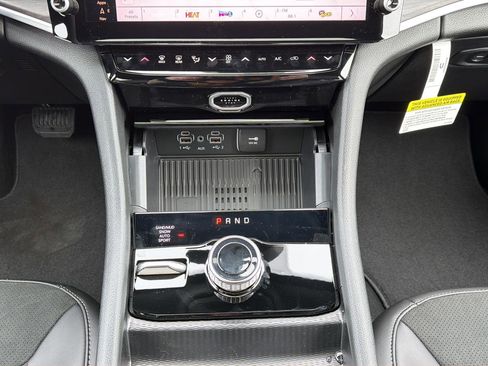 New 2026 Jeep Grand Cherokee Laredo image 16