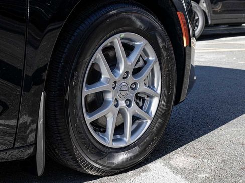 New 2026 Chrysler Voyager LX image 9