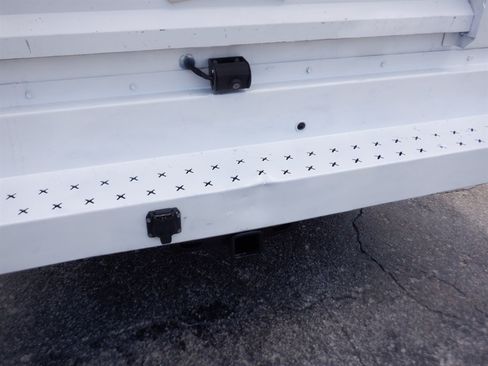 Used 2019 Ford F250 XL w/ XL Value Package RWD image 4