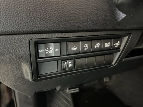 Used 2022 Toyota Tundra SR5 AWD/4WD image 31