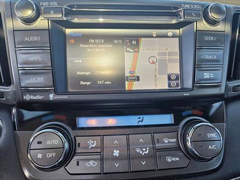 Used 2015 Toyota RAV4 Limited image 13