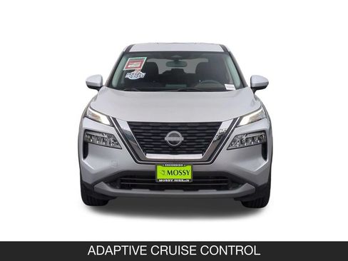 Used 2023 Nissan Rogue SV FWD image 4