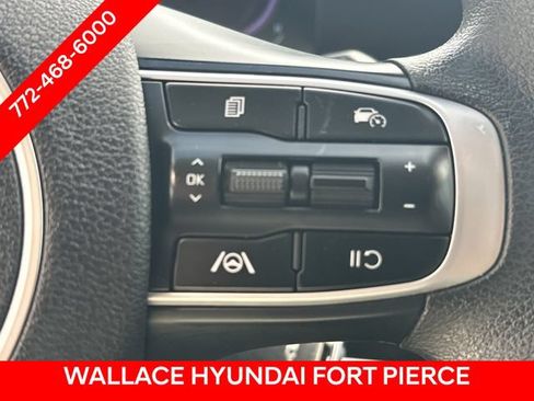 Used 2024 Kia Sportage LX FWD image 23