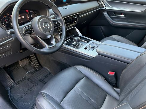 Used 2024 MAZDA CX-90 Plug-In Hybrid w/ Premium Pkg AWD/4WD image 9