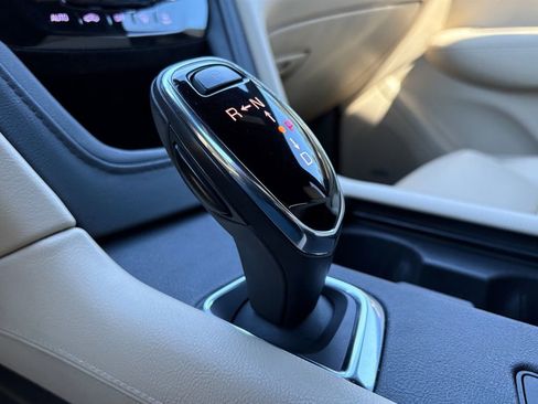 Used 2019 Cadillac XT5 FWD image 31