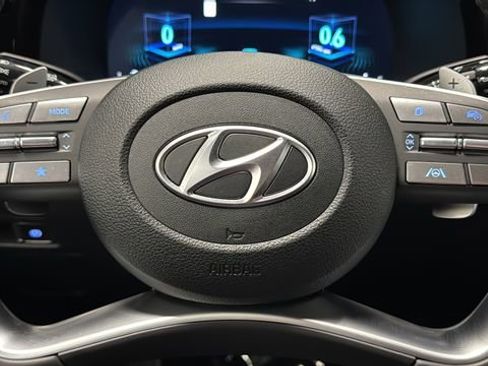 Used 2025 Hyundai Palisade Calligraphy AWD/4WD image 16