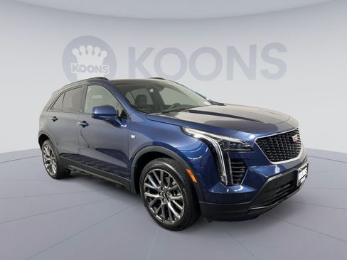 Used 2019 Cadillac XT4 Sport AWD/4WD image 2