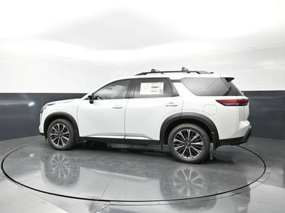 New 2026 Nissan Pathfinder Platinum