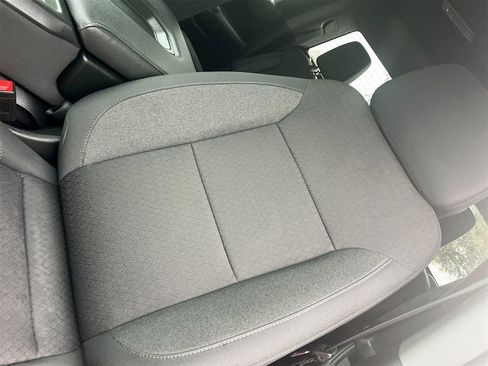 Used 2024 Chevrolet Silverado 1500 Custom image 18