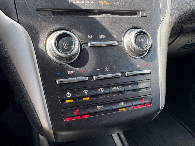 Used 2017 Lincoln MKC Select w/ Select Plus Package AWD/4WD image 17