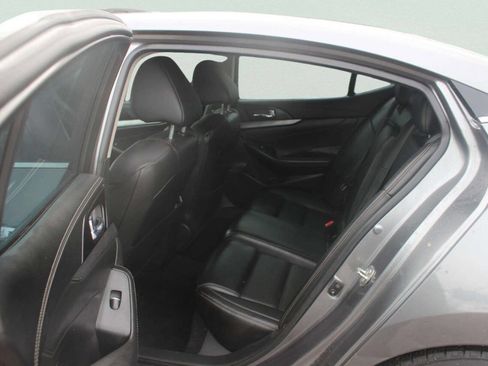 Used 2017 Nissan Maxima 3.5 SV image 7