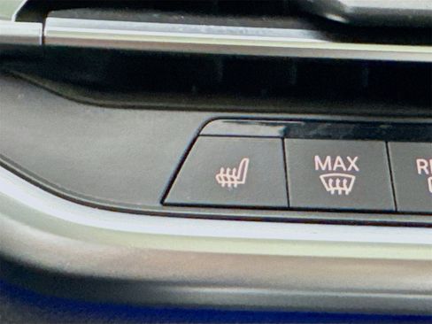 Used 2020 BMW X6 xDrive40i w/ Premium Package image 21