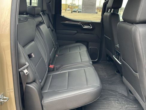 Used 2022 GMC Sierra 1500 Elevation w/ Elevation Premium Package image 25