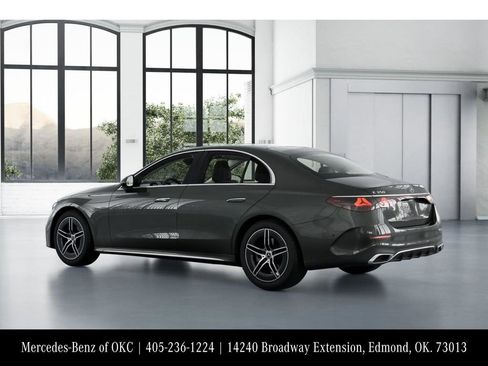 Used 2025 Mercedes-Benz E 350 Sedan image 30