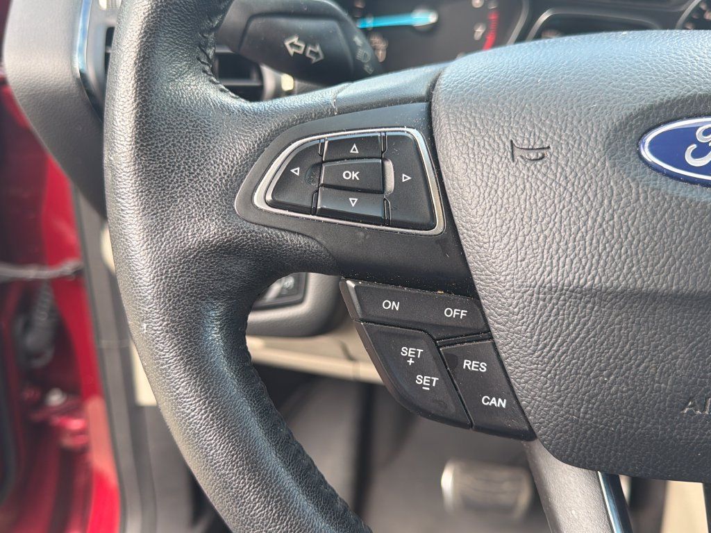 Used 2019 Ford Escape Titanium FWD image 18