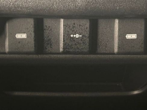 Used 2020 Land Rover Discovery Sport HSE R-Dynamic image 14