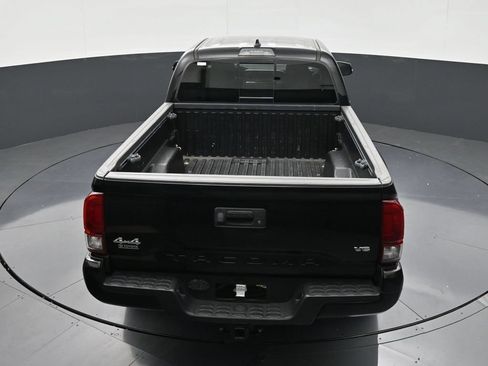 Used 2023 Toyota Tacoma SR5 w/ Technology Package AWD/4WD image 15