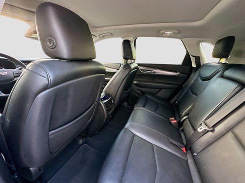 Used 2018 Cadillac XT5 Premium Luxury image 27