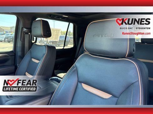 Used 2023 GMC Yukon AT4 image 10