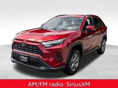 Used 2025 Toyota RAV4 XLE AWD/4WD image 13