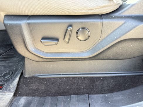 Used 2019 Ford F150 XLT w/ Equipment Group 302A Luxury image 27