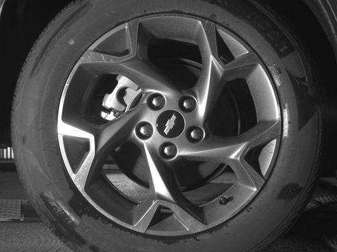 Used 2025 Chevrolet Trax LT image 15