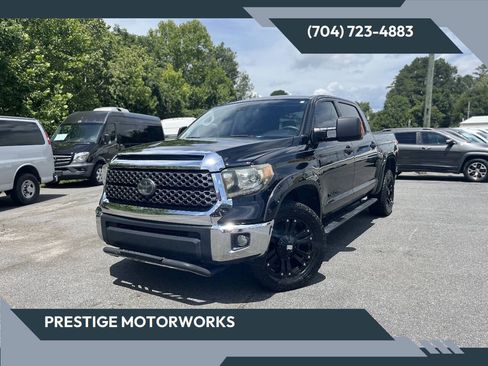 Used 2018 Toyota Tundra SR5 w/ SR5 Upgrade Package AWD/4WD image 1