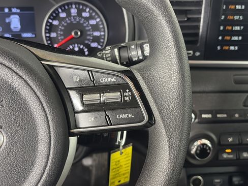 Used 2020 Kia Sportage LX image 28