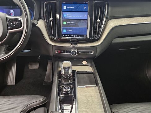 Used 2022 Volvo XC60 B5 Inscription w/ Advanced Package AWD/4WD image 13