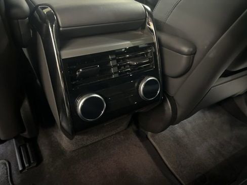 Used 2024 Land Rover Range Rover Sport Dynamic SE image 16
